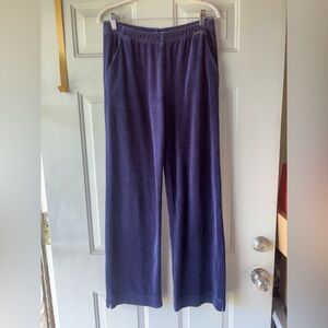 St. John Sport by Marie Gray navy velour pants size S